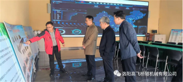 熱烈歡迎河南省科技廳黨組成員、副廳長潘剛一行蒞臨高飛橋隧調(diào)研指導(dǎo)
