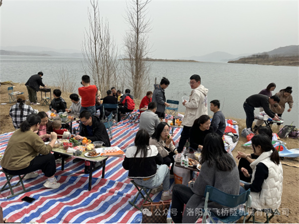 春日“趣”燒烤，不負(fù)好“食”光  公司開(kāi)展部門(mén)團(tuán)建活動(dòng)